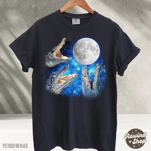 Weirdcore Crocodile Moon Vintage T-shirt, Funny Retro Shirt, Vintage Crocodile Nature Tshirt, Crocodile Lovers, Funny 90s Alligator Tee