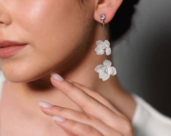 Handmade  Bridal Earrings,  flower earrings, dainty wedding earrings for brides, exclusive wedding earrings, Crystal wedding jewelry