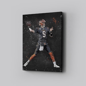 Joe Burrow Framed Canvas Print Cincinnati Bengals Poster Football Artwork NFL Wall Art Print Home Decor  L155 Birthday Gift