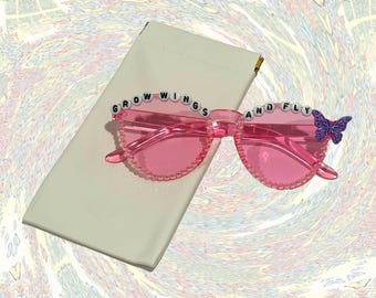 Mariposa 3000: Alas Crecientes y Gafas para Volar / Reina Gizz / Rey Gizzard y el Mago Lagarto / KGLW