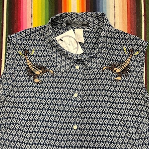 Womens Medium Sleeveless Scorpion Embroidered Vintage Western Shirt Cowboy