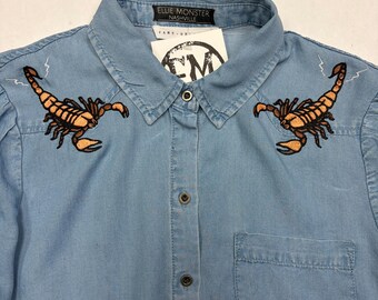 Womens Small Short Sleeve Scorpion Embroidered Vintage Western Shirt Cowboy