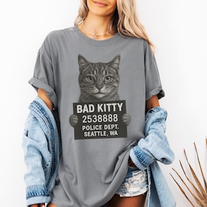 T-shirt drôle de chat | de police de Bad Kitty | Cadeau pour amoureux des animaux de compagnie, maman chat, papa chat, vêtements pour animaux, t-shirt unique
