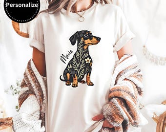 Camiseta personalizada con diseño botánico de Dachshund, regalo para amantes de los perros, colores suaves, camiseta personalizada de Dachshund, camiseta para amantes de las plantas, Dachshund botánico