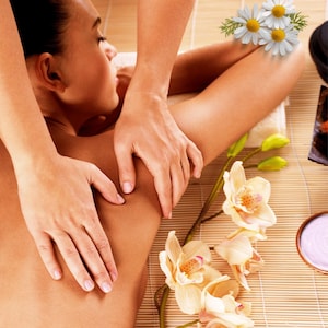 Aceite de masaje natural de jengibre: drenaje linfático y recuperación muscular imagen 4