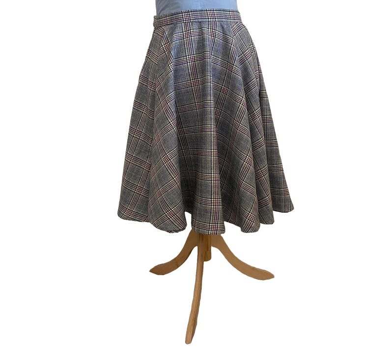 Marian Midi Full Circle Skirt Front