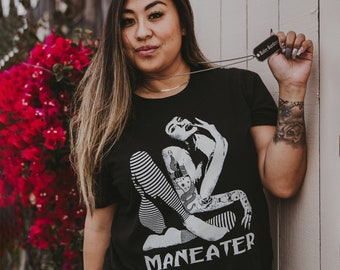 She's a Maneater Unisex T-shirt, Black White Graphic T-shirt, Hall & Oates