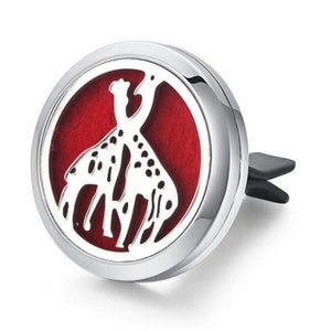 Giraffe Love Aromatherapy Car Vent Clip