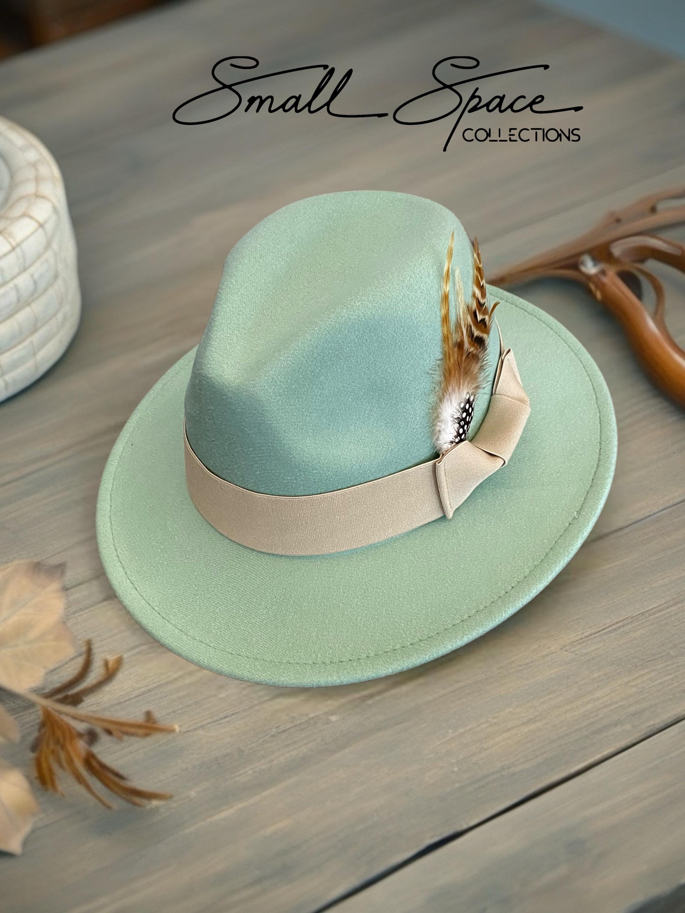 Gucci Green Mint Wide Brim Felt Fedora‎ Hat (Tall) Mint Green Felt Fedora Hat With Feather and Beige or Brown  main image 2