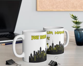 パーソナライズされたバットマンスカイラインマグ | パーソナライズされた名前入りコーヒーマグ