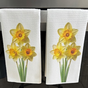 Yellow Daffodil Kitchen Towels Set: Floral Spring Decor, Absorbent Dish Cloths for Home