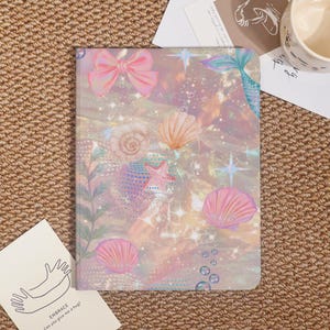 Fairy Shell Bow Kundenspezifische iPad Hülle Für iPad Pro 2024/2022/2021,iPad Air 7-11 "/ 13" 2025 Abdeckung,iPad 6/7/8,iPad Mini Case mit Bleistifthalter