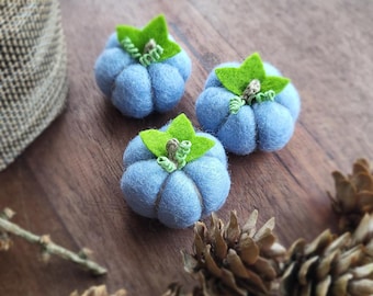 Felted Wool Pumpkins Set of 3 – Miniature Fall Decor, Rustic Autumn Centerpiece, Handmade Thanksgiving Table Accents