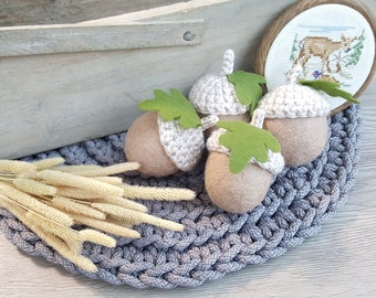 Holiday decor with chunky acorns. Thanksgiving decor, Farmhouse decor, Halloween decor, Country living, fall home decor, fall wreath decor