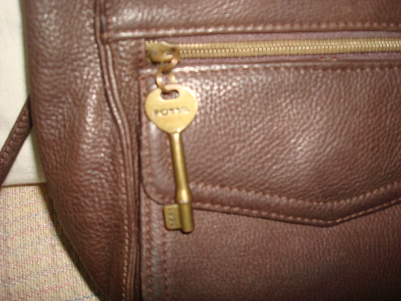 vera bradley burgundy purse
