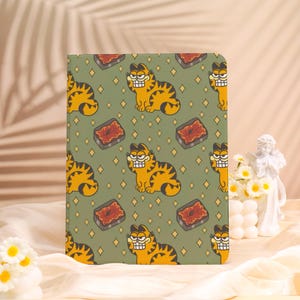 Cute Cartoon Garfield iPad Case with Pen Holder for 2025 Air 7-11/13″,Custom iPad Mini Case Gift,iPad Pro 2024/2022,Girly iPad 10/9/8 Cover