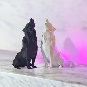 Set of 2 Large Low Poly Howling Wolf Sculptures – Modern Geometric Wolf Décor for Home or Office, Minimalist Animal Art