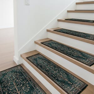 Alfombra gótica para escaleras - Suave, lavable y con diseño floral vintage.