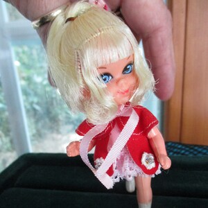 Walking  Liddle Kiddles Shirley Skediddler Doll