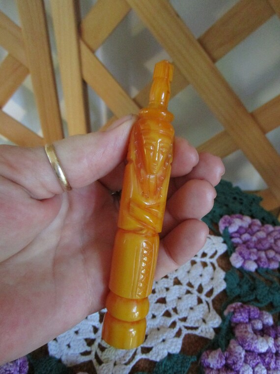 Very Collectible Vintage Bakelite Egyptian Carved Per… Gem