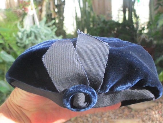 Woman's Royal Blue Union Made Vintage Hat Beret S… - image 1