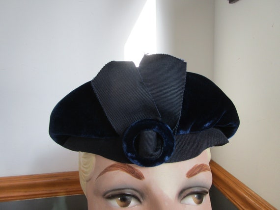 Woman's Royal Blue Union Made Vintage Hat Beret S… - image 2