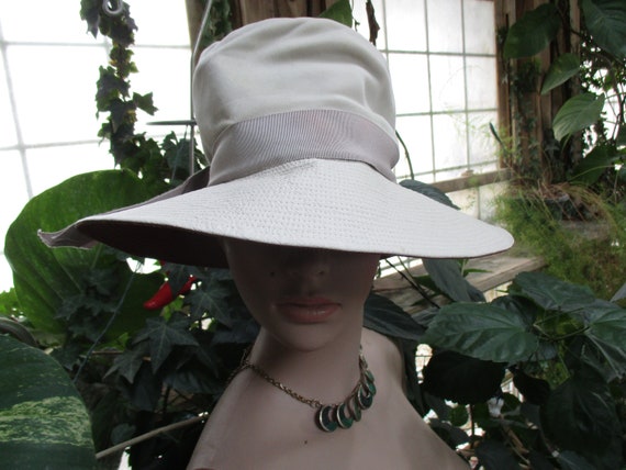 The Vintage Women's Leather & Velvet Bucket Hat S