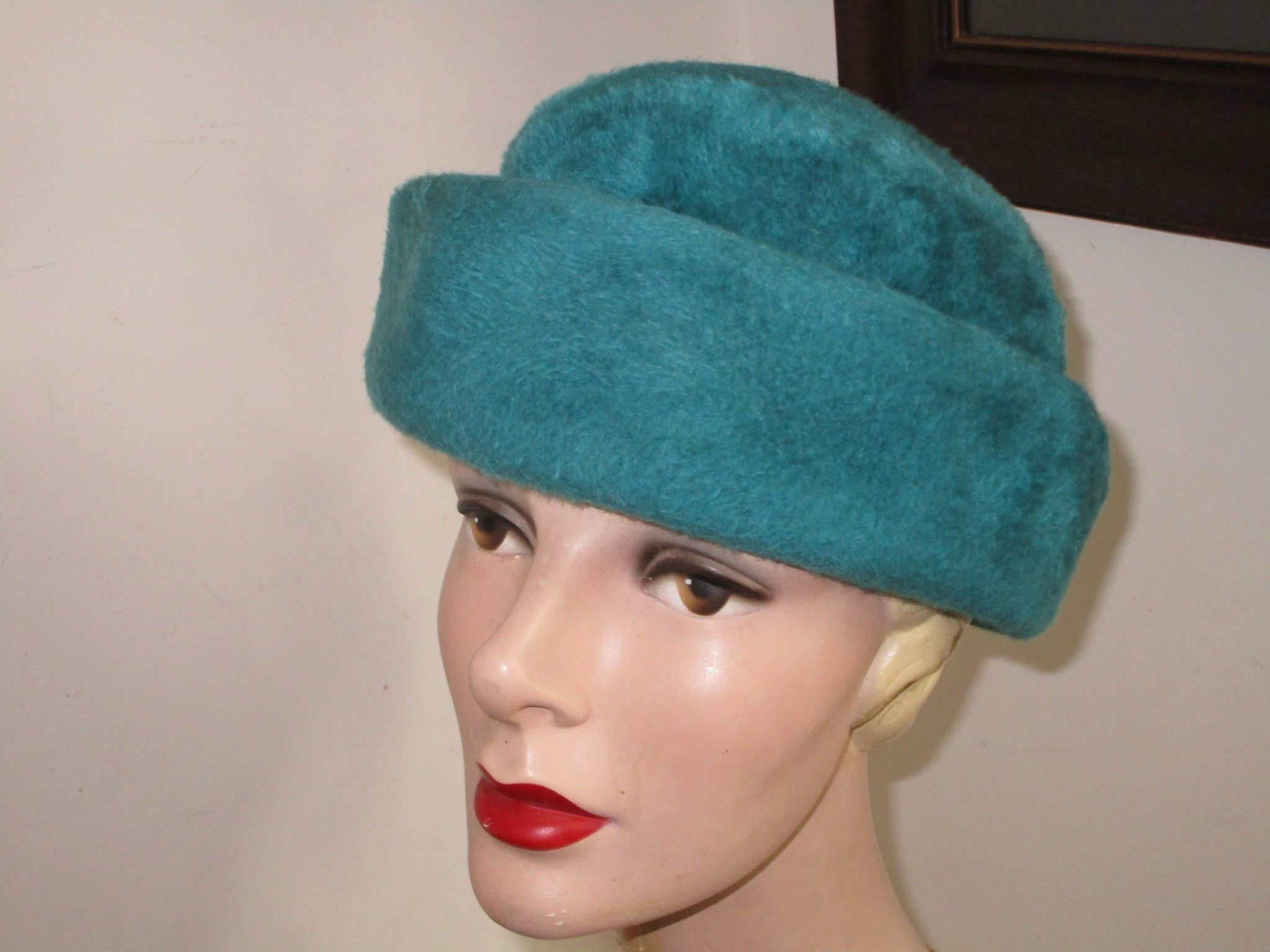 Vintage 1960s Faux Fur Hat Mod Colby Blue Round Cap 1960s Faux Fur Hat - Etsy main image 4