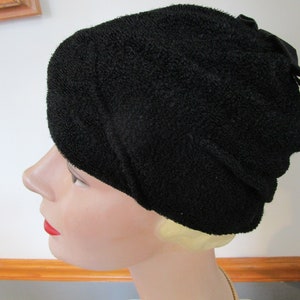 Incredible Black 1920&#39;s  Flapper Cloche Hat