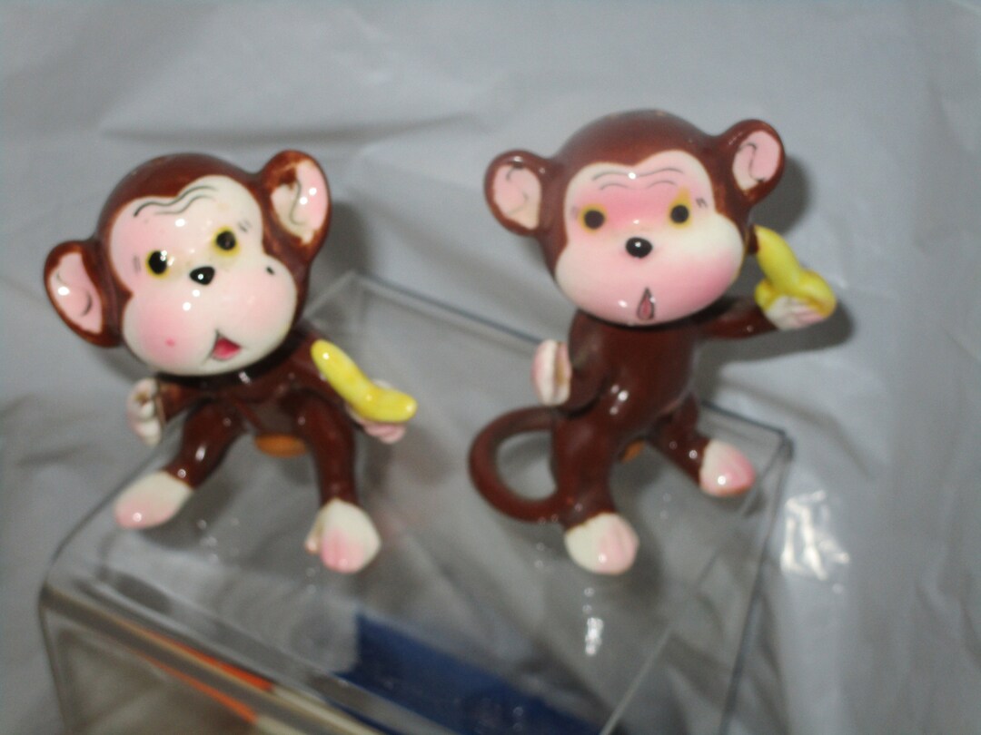 Vintage Salt & Pepper Shakers Monkey Holding Bananas Etsy