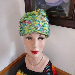 Women&#39;s Metallic Pleated Hat Colorful Art Deco  Union Made