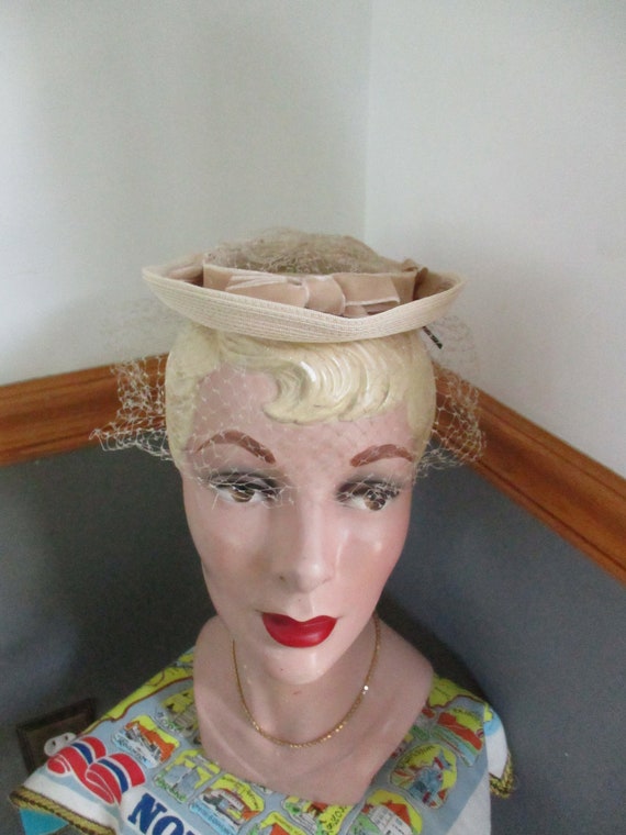 Vintage Beige Veiled Pillbox Hat Ivory Pillbox Hat, Ivory Open Top Hat, Ivory Veil Pillbox  main image 4