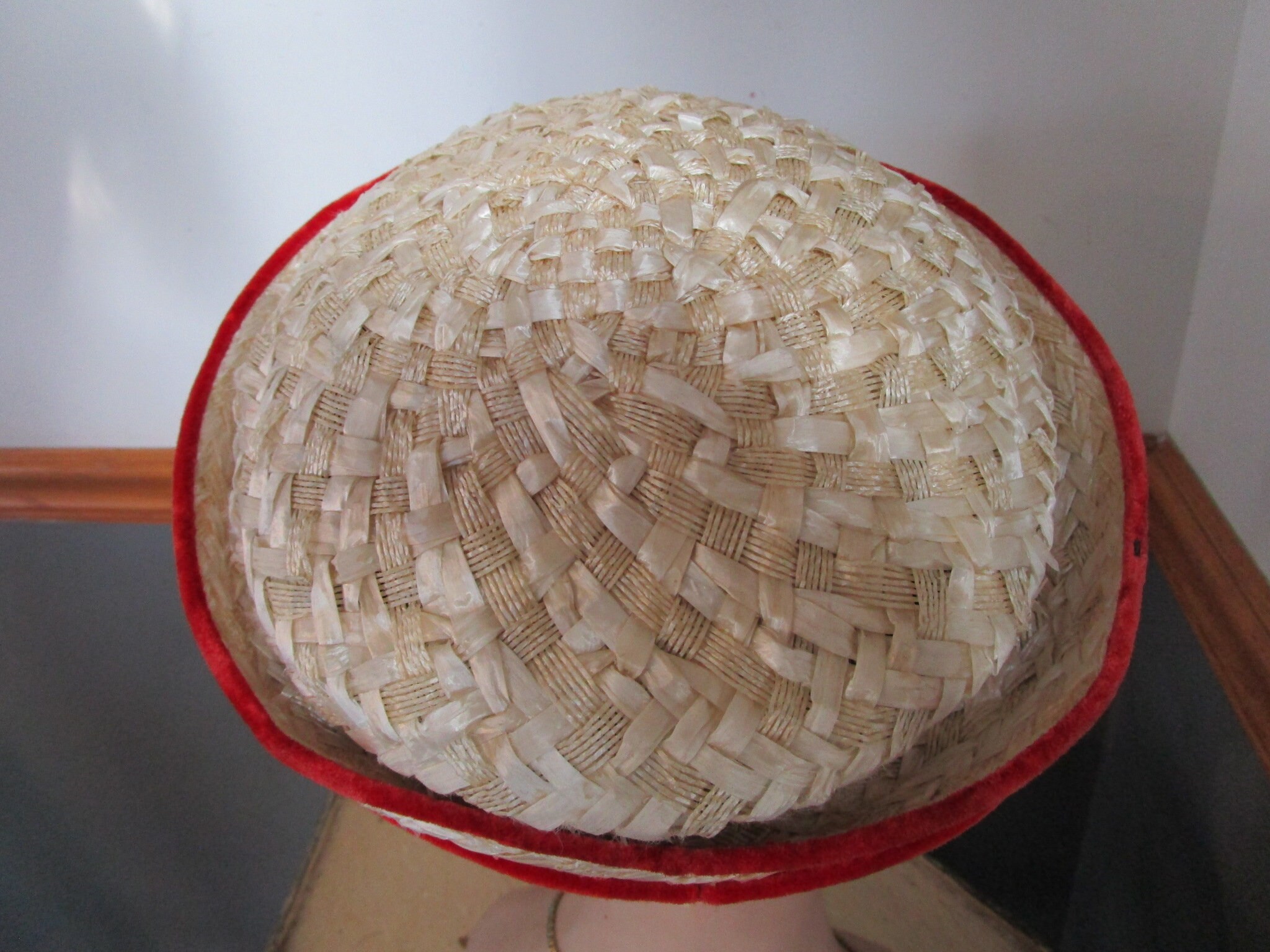 Agnes Original Inc. California Red Blue & Straw Hat True  display picture 1