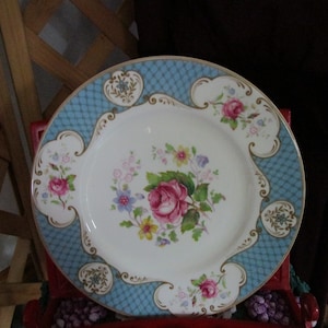 Myott &quot;Staffordshire Rose&quot; Large Display Plate England