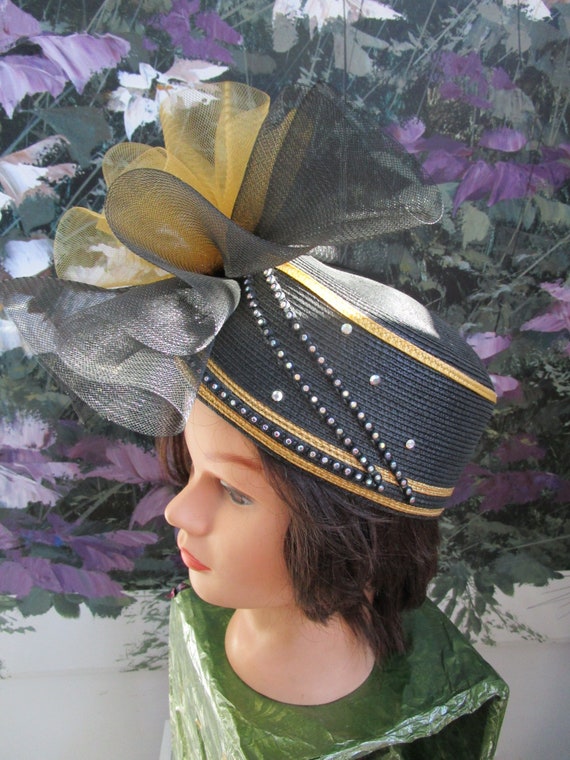 Classic Vintage Hat 1980’s Black & Gold with  Tul… - image 1