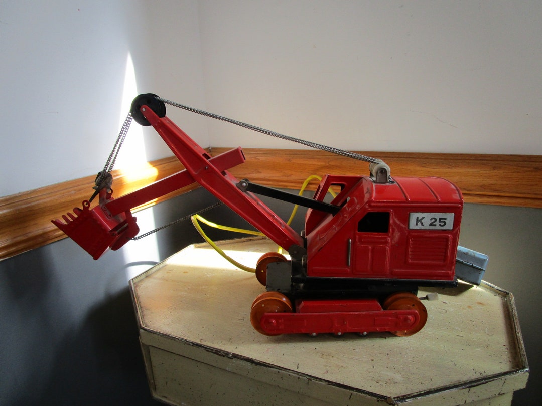1960's Alps K-25 Tracked Power Shovel Crane Vintage Tin Toy