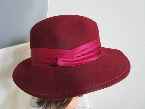 Buy Vintage Geo. W. Bollman & Co Fedora Hat Cranberry  display picture 1