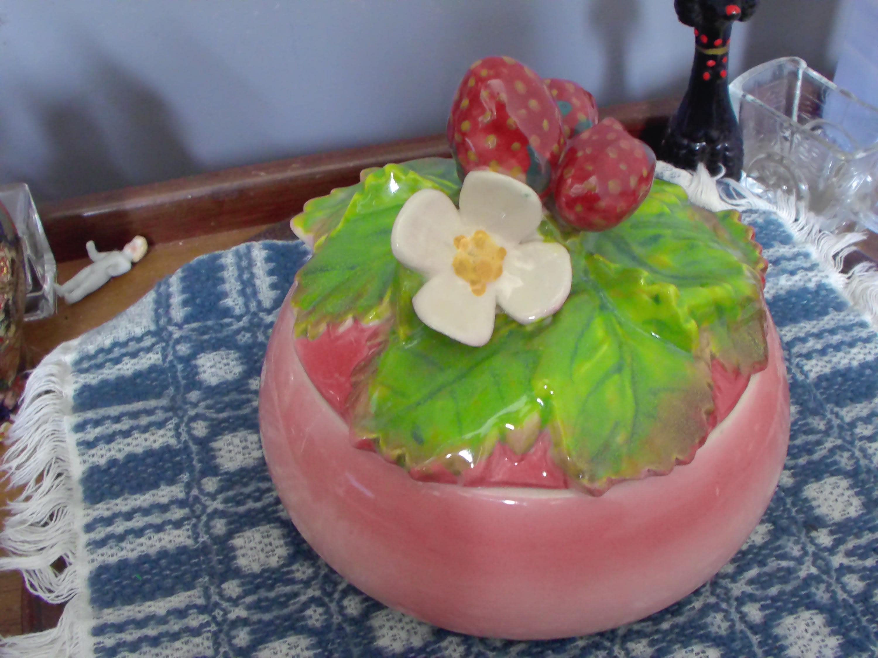 リッツカールトン　ラグナビーチ　トイプードル　陶器ボウル　作家 Brayton Laguna Pottery - Etsy