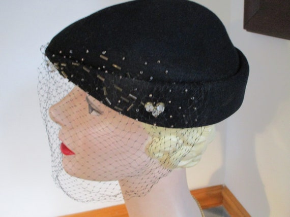 1950 display picture 2