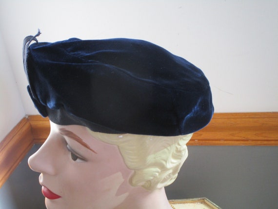 Woman's Royal Blue Union Made Vintage Hat Beret S… - image 5