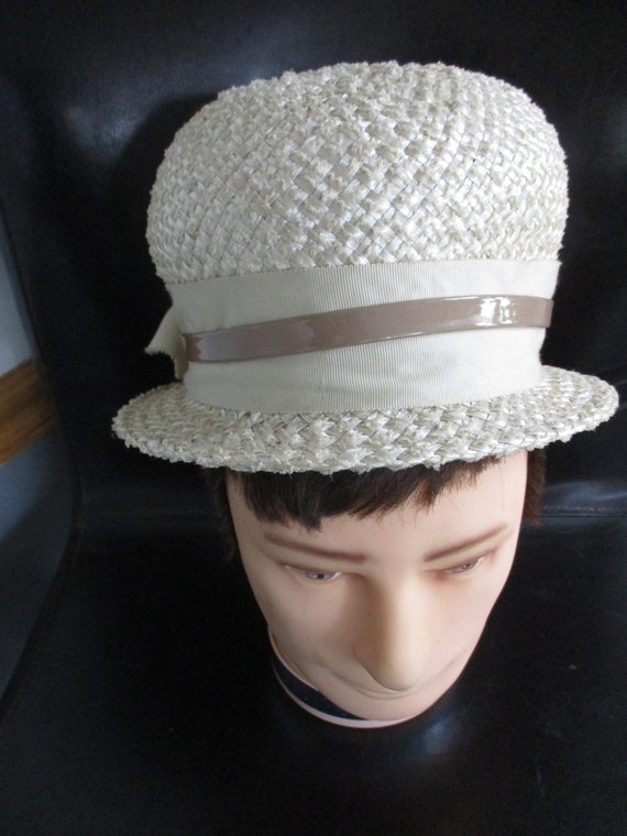 Women's  Cloche Bucket Vintage Hat - image 5