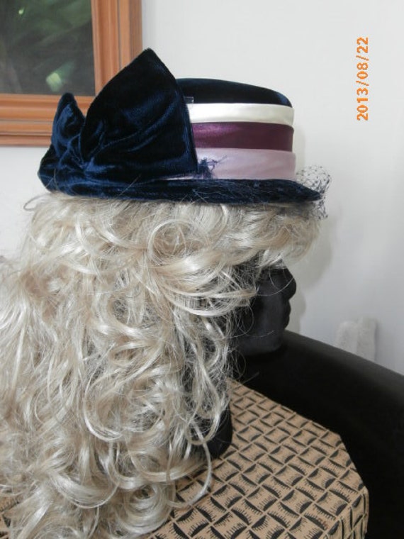 Womens Blue Velvet With Netting Formal or Casual Vintage Hat  display picture 3