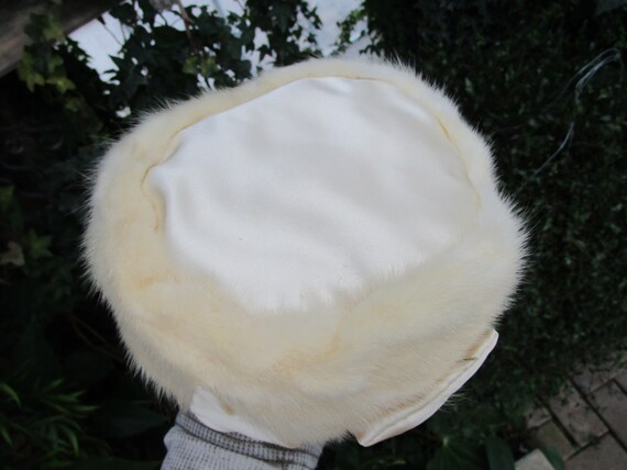 Vintage White  Satin Material  Trimmed in Fur  by… - image 2