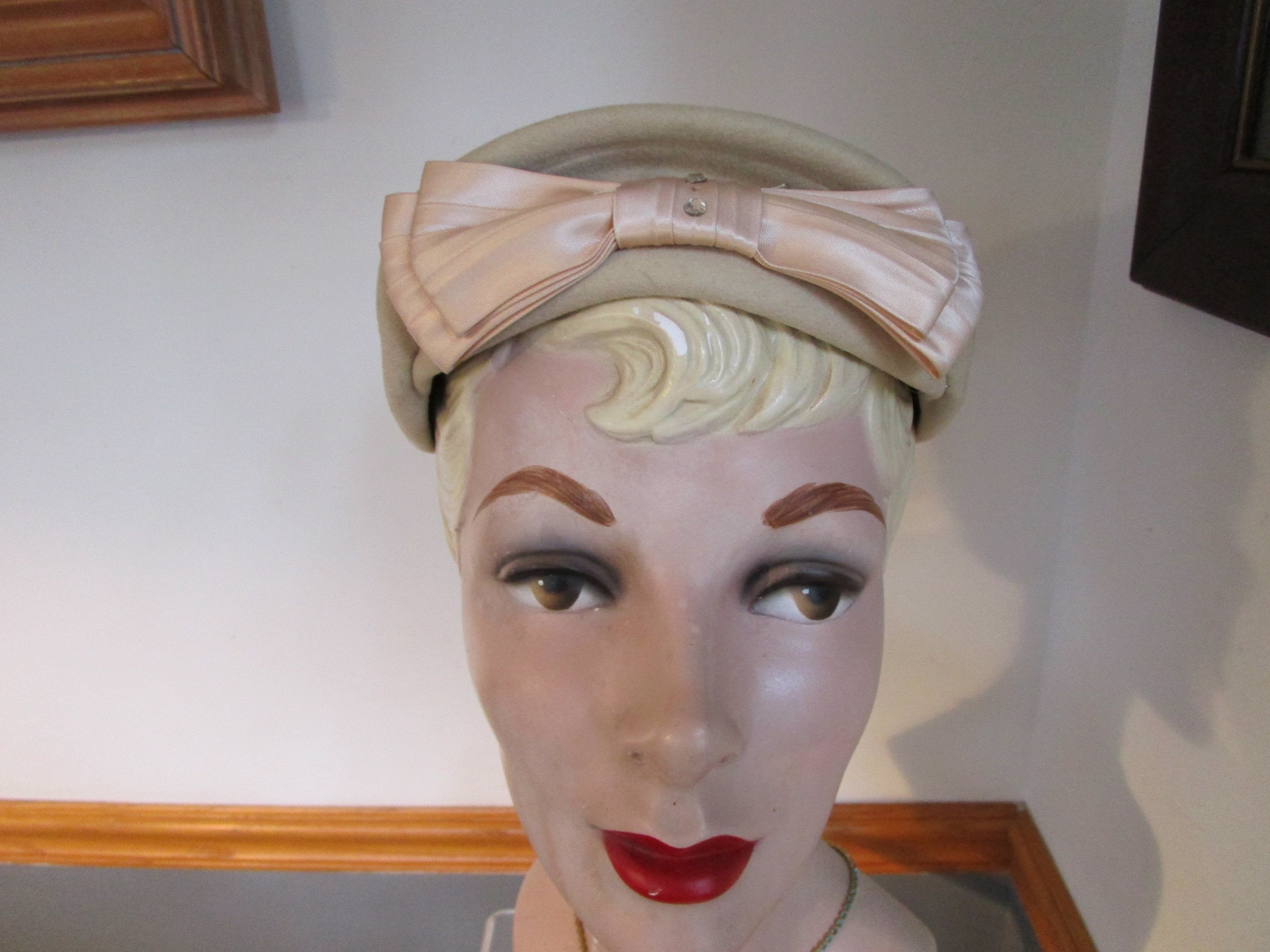 VINTAGE..HENRY POLLAK PILLBOX HAT Incredible Vintage 1960s Henry Pollak for Glenover Russian  main image 4