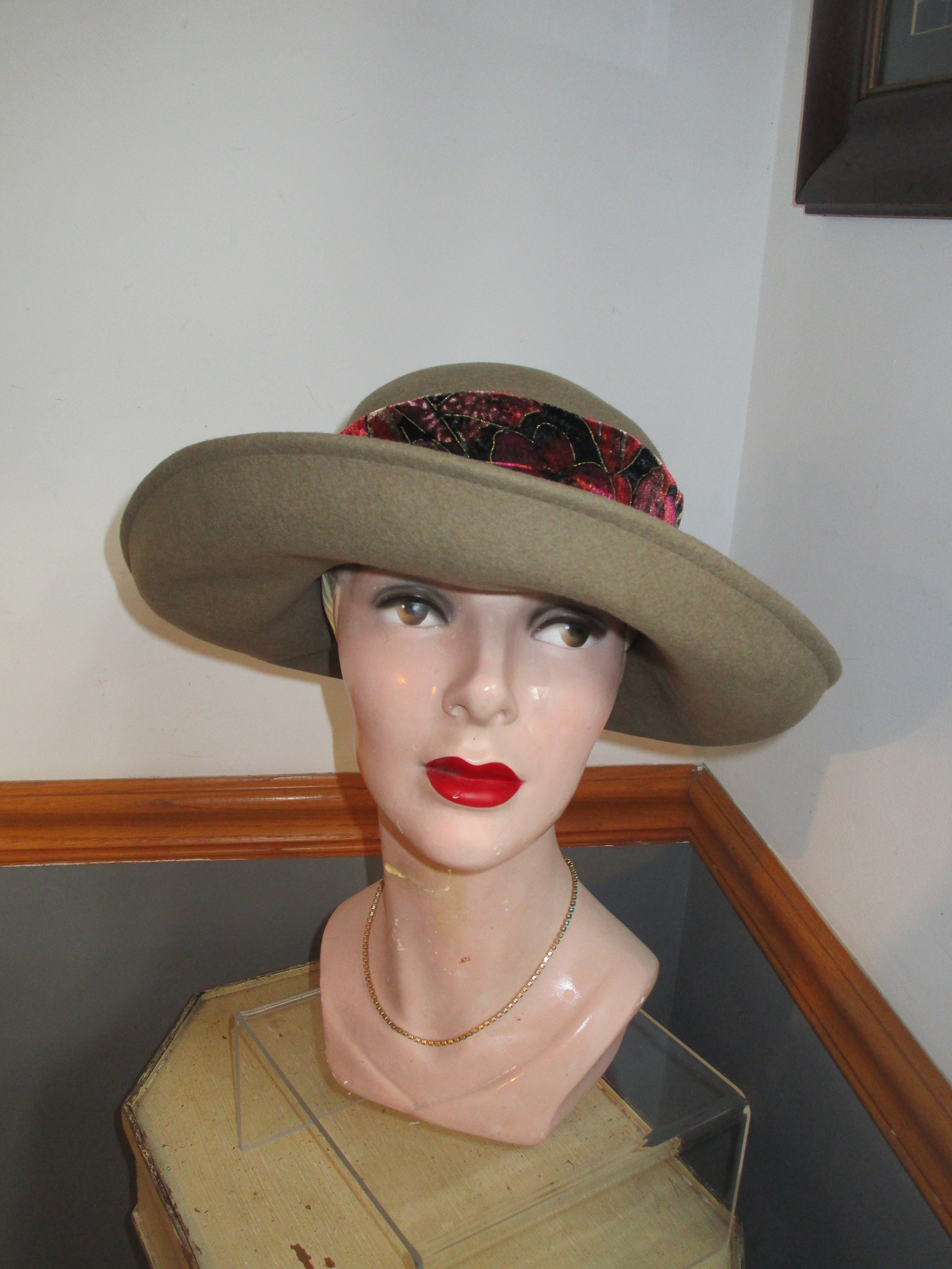 Bollman Doeskin Felt 100% Wool Taupe 