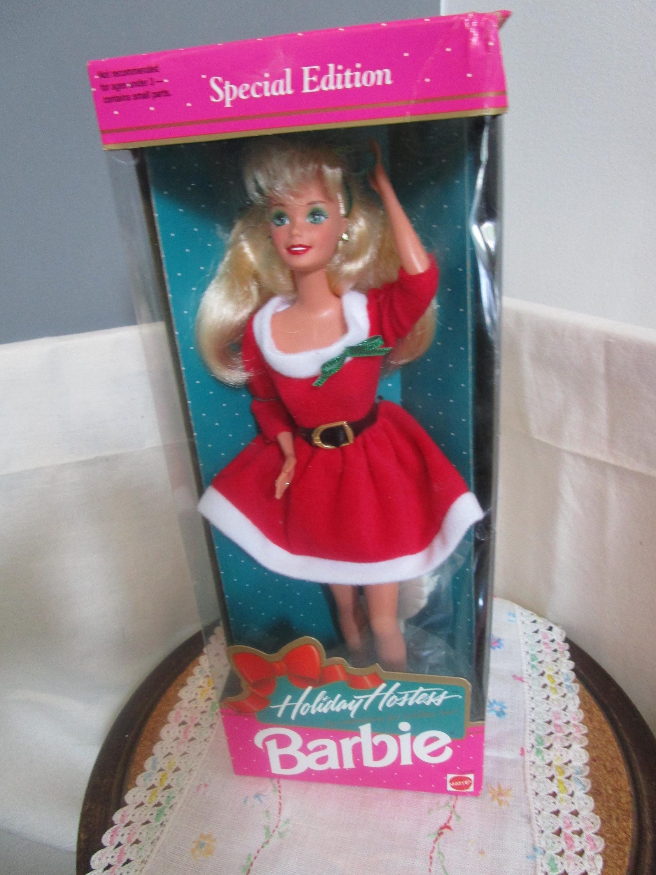 1992 Holiday Hostess Mattel Barbie # 10280 New Old Stock Vintage