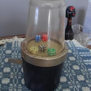 Vintage Trigger Lever Pop-Up Dice Game