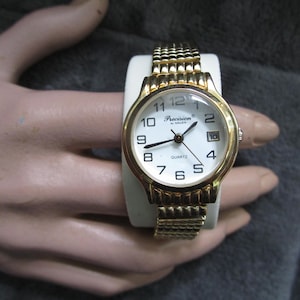 Vintage Gruen Precision Gold Tone Ladies Stretch Band Time & Date Working Watch New Battery