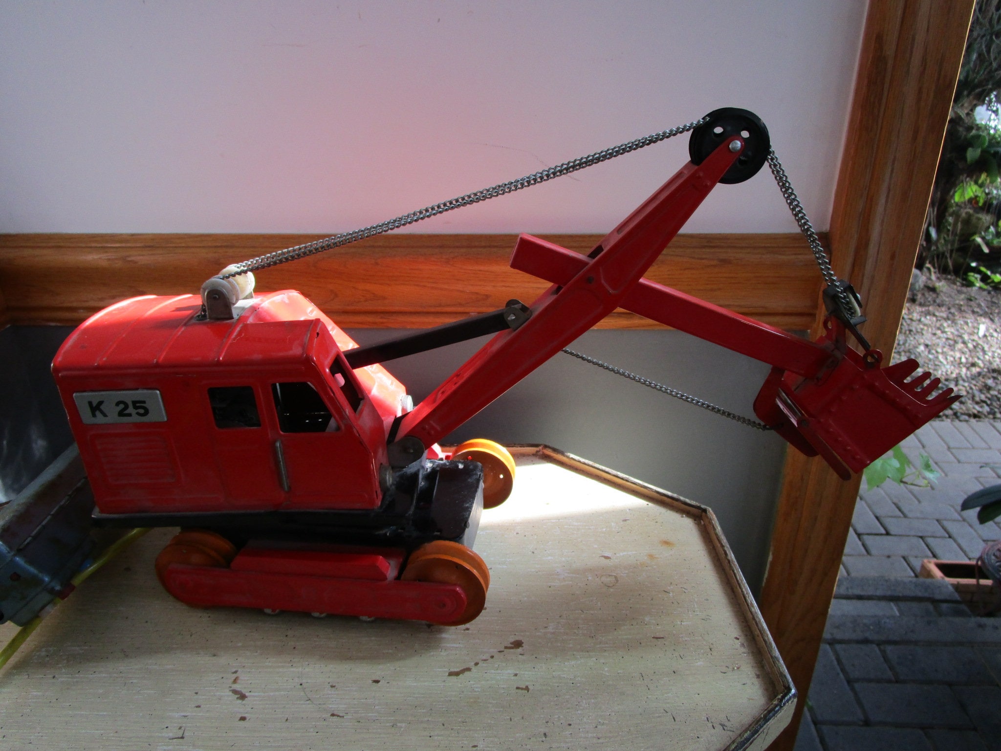 1960's Alps K-25 Tracked Power Shovel Crane Vintage Tin Toy Japan