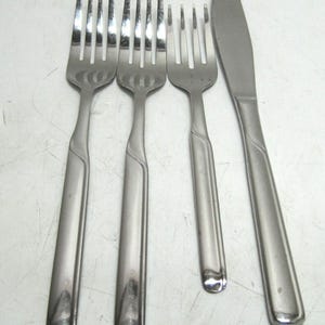 Set of 4 - Cambridge PAIGE Stainless Flatware Forks Knife